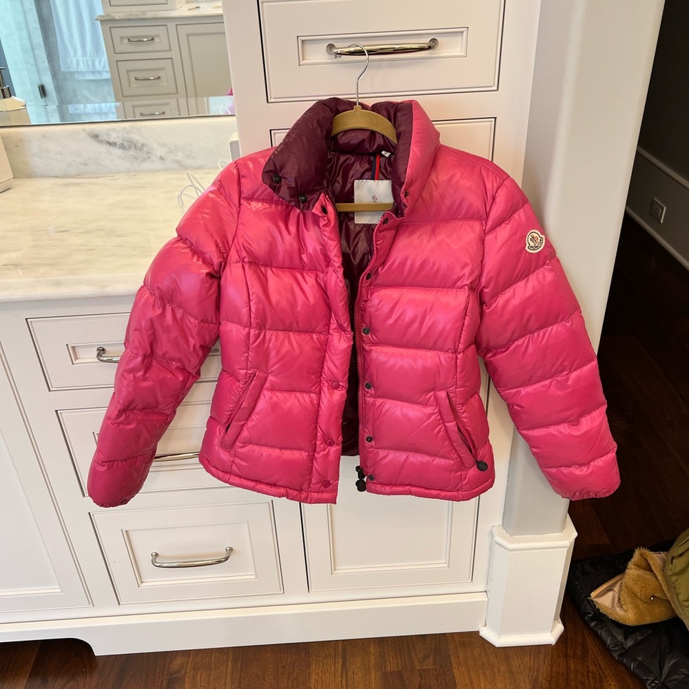 AUTHENTIC Moncler pink puffer jacket size 1.